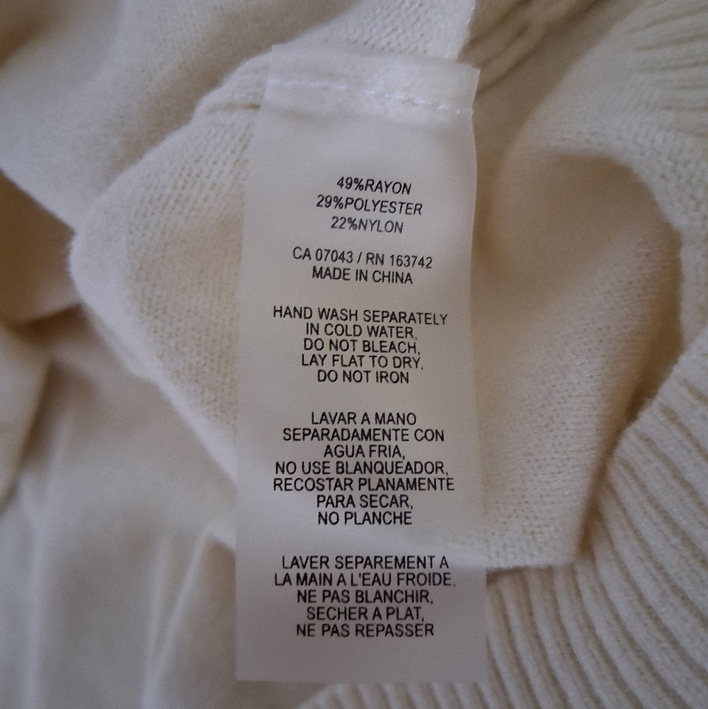 NWT Vila Milano/ Cream V-Neck Sweater/ Size US XL - Picture 6 of 9